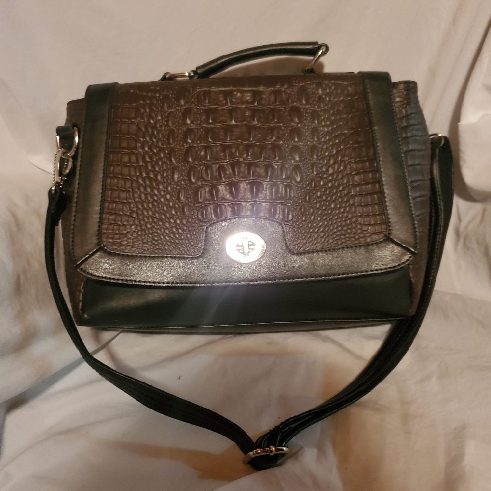 Roma Leather locking concealed carry purse / handbag 13 x 10 alligator skin